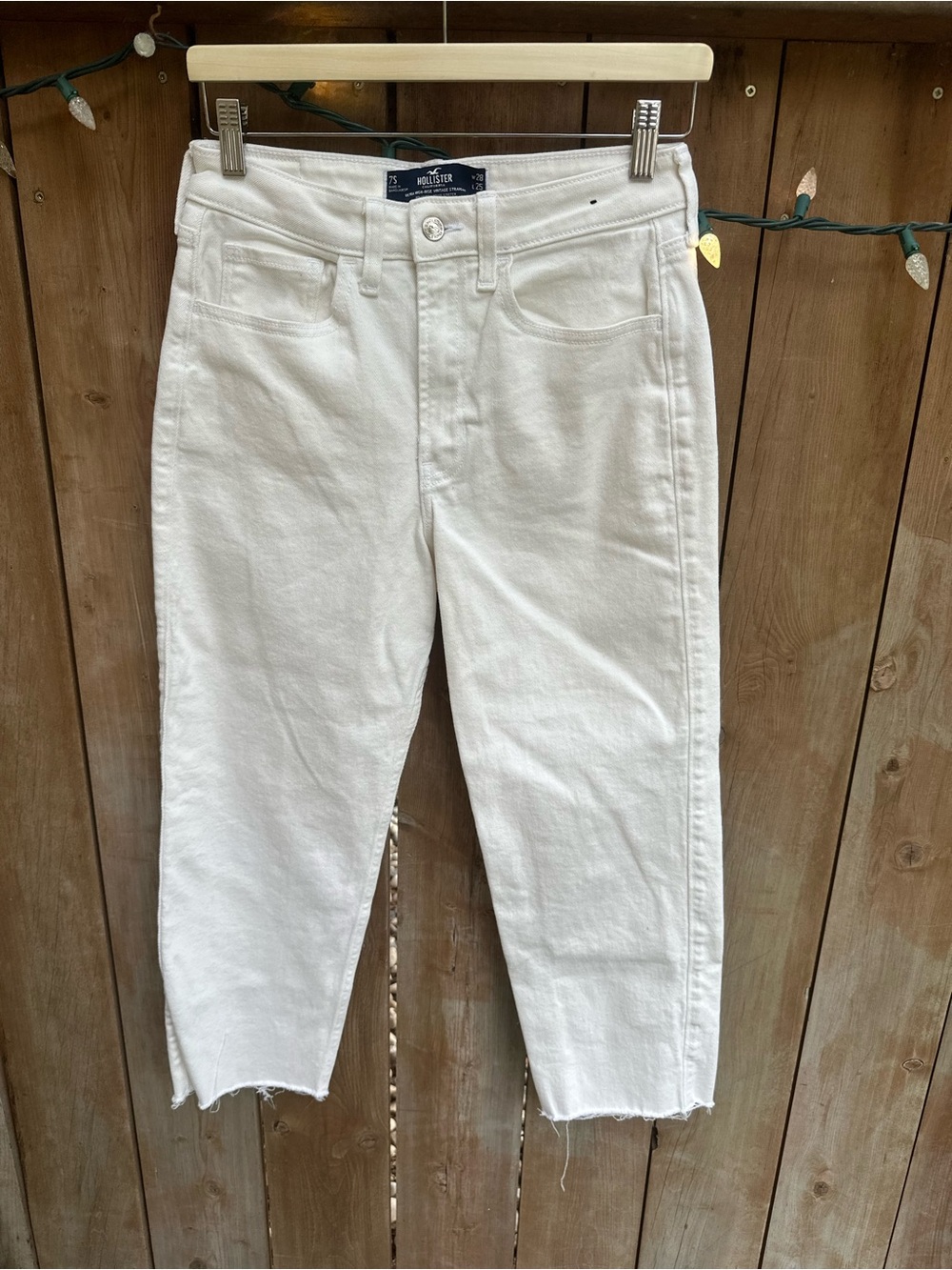 Hollister White High-Rise Cropped Jeans with Frayed Hem